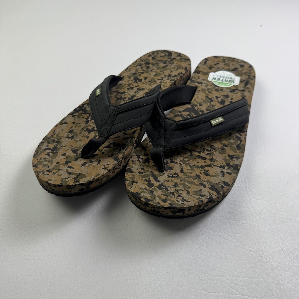 Sanuk Beer Cozy Stacker Mens 12 Flip Flop Sandals Black Camo Water Friendly Yoga